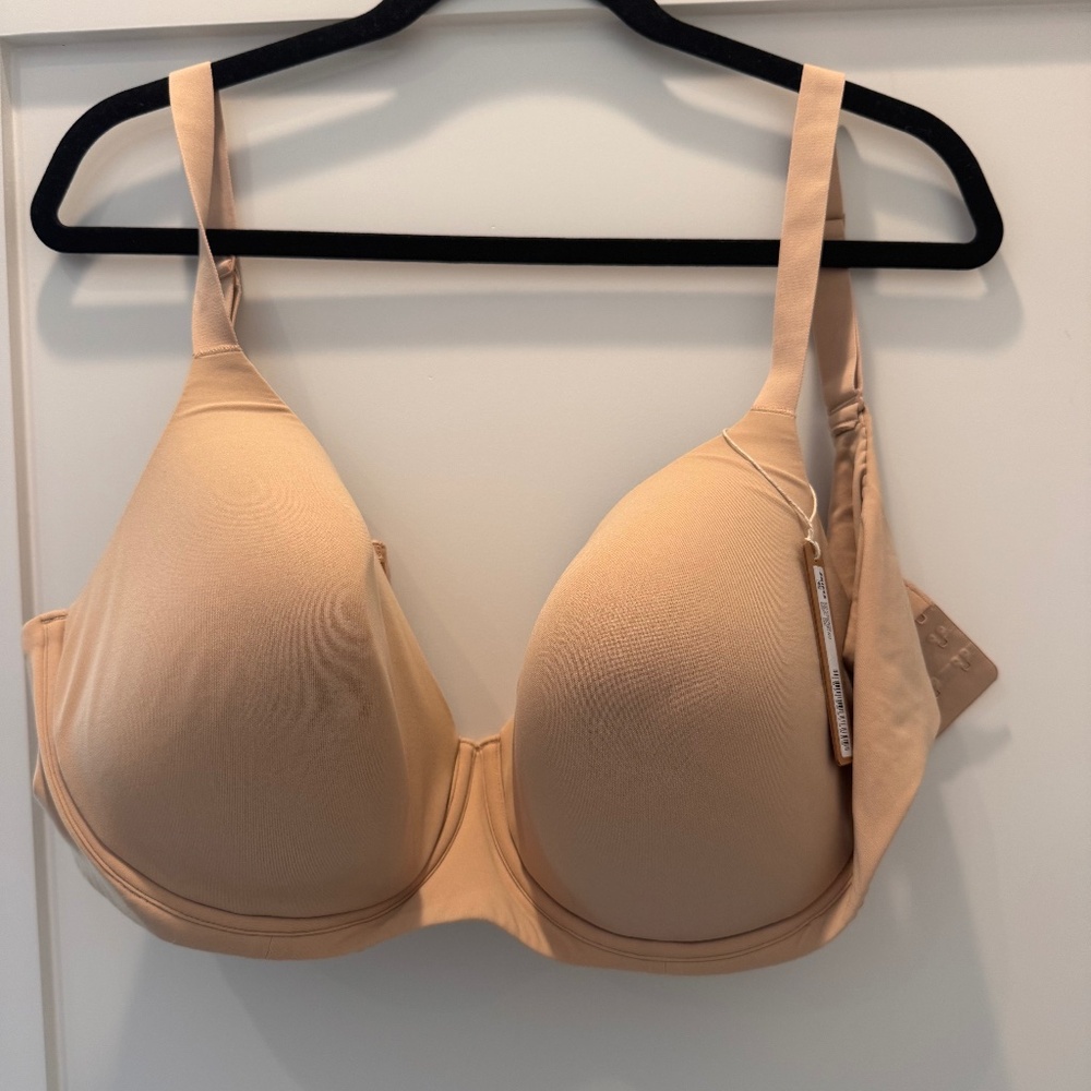 Brand new skims bra - 42DD